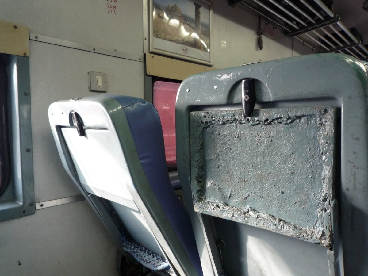 Train to Agra08